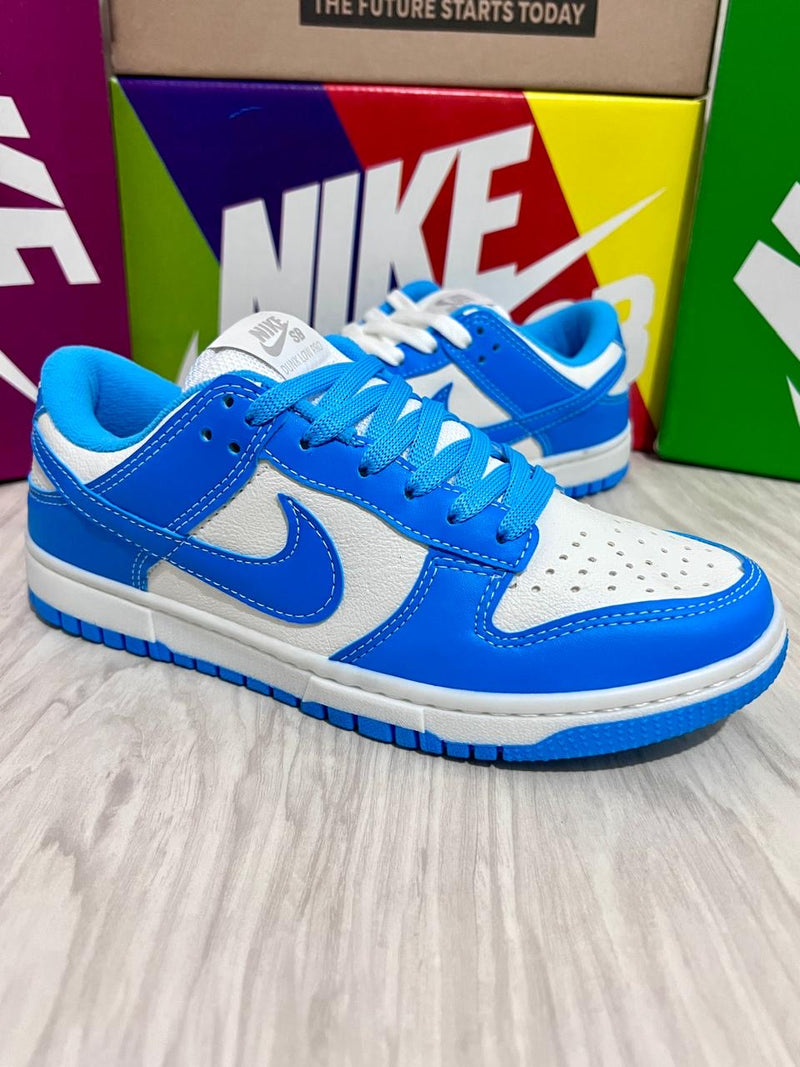 Nike SB Dunk Low Pro x Azul Celeste