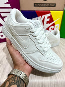 Nike SB Dunk Low Pro x Branco