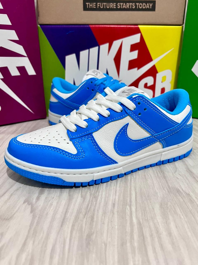 Nike SB Dunk Low Pro x Azul Celeste