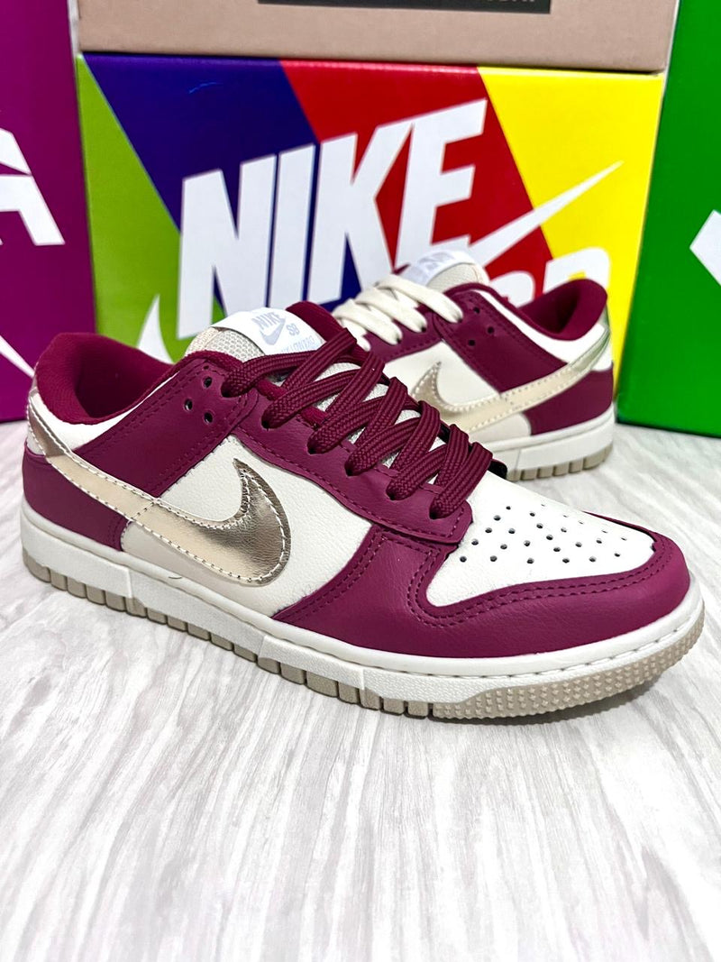 Nike SB Dunk Low Pro x Vinho