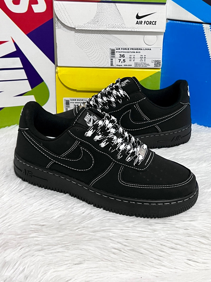 Nike Air Force 1 x Travis Preto Bordado