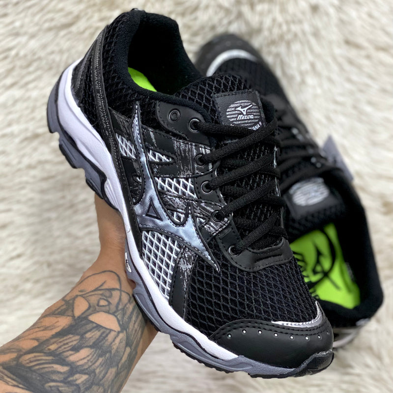 Mizuno Nirvana 9 Preto Prata