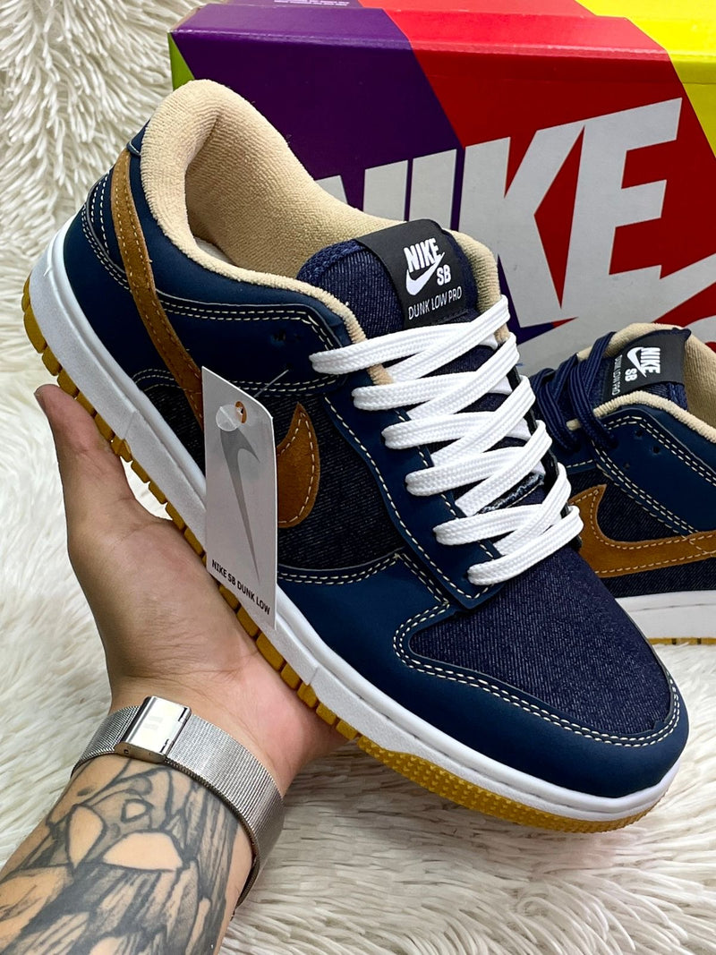 Nike SB Dunk Low Pro x Jeans Marinho