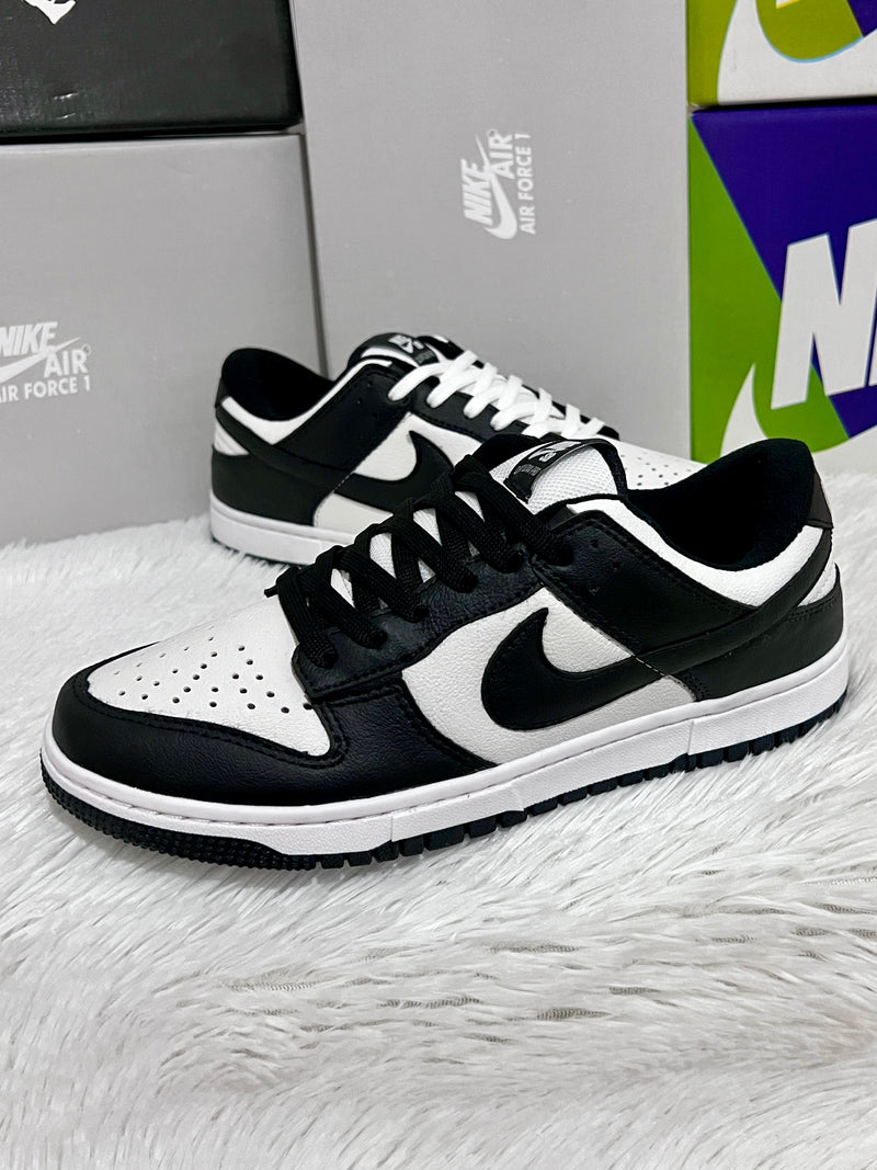 Nike SB Dunk Low Pro x panda