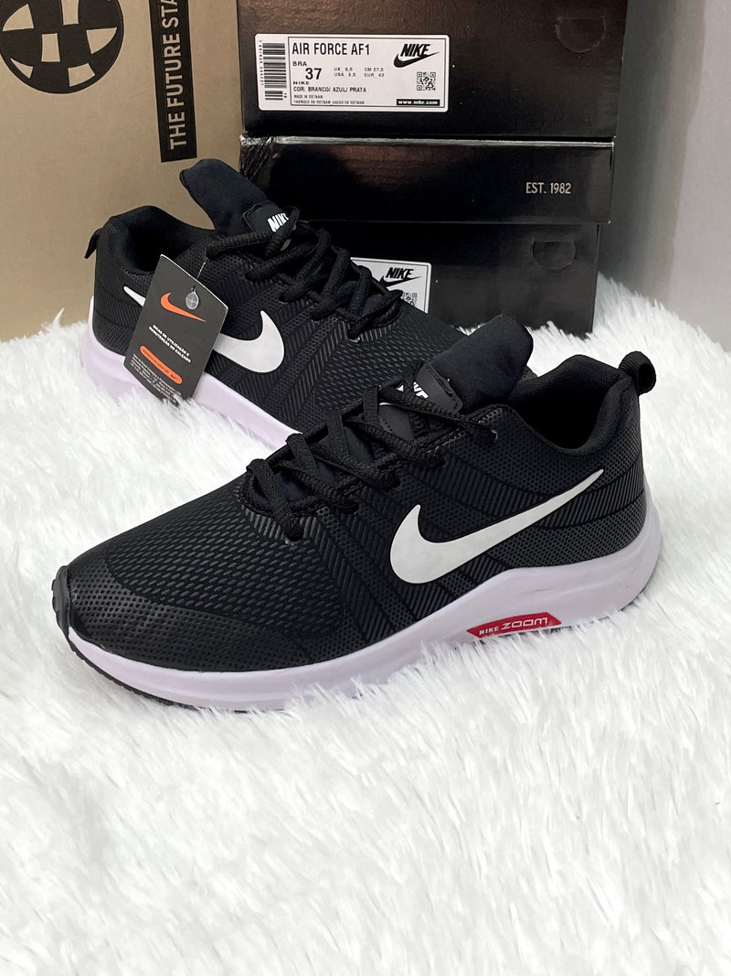 Nike Zoom x Preto Branco