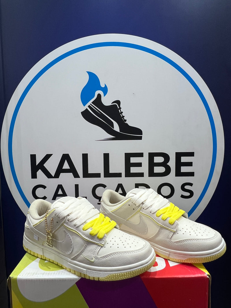 Dunk SB Low Pro - Bege amarelo