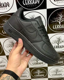Nike Air Force x Preto